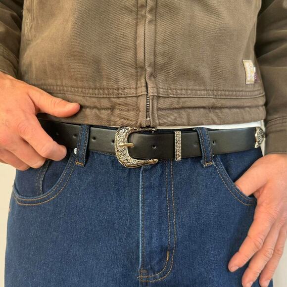 Y2K Black Silver Western Belt – Vintage Style, Fits 26–34, Unisex, Brand New - Picture 2 of 4